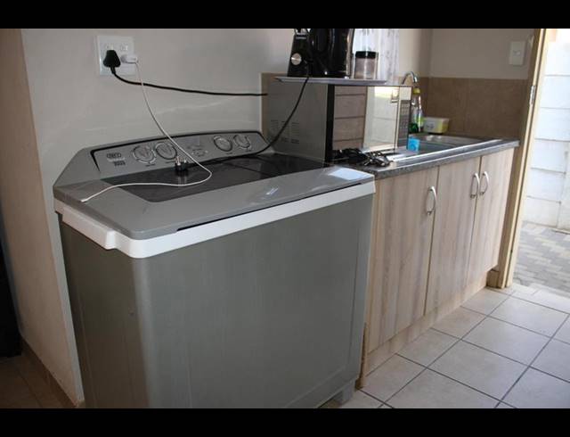 3 BEDROOM HOUSE FOR SALE IN SKY CITY